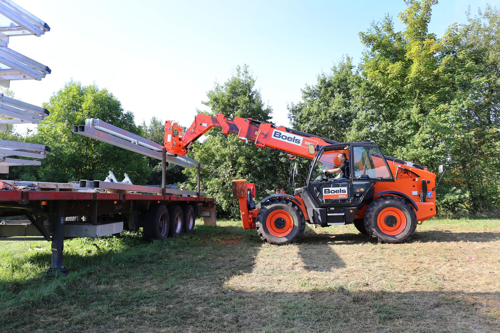 Chariot télescopique 18 m 4 tonnes