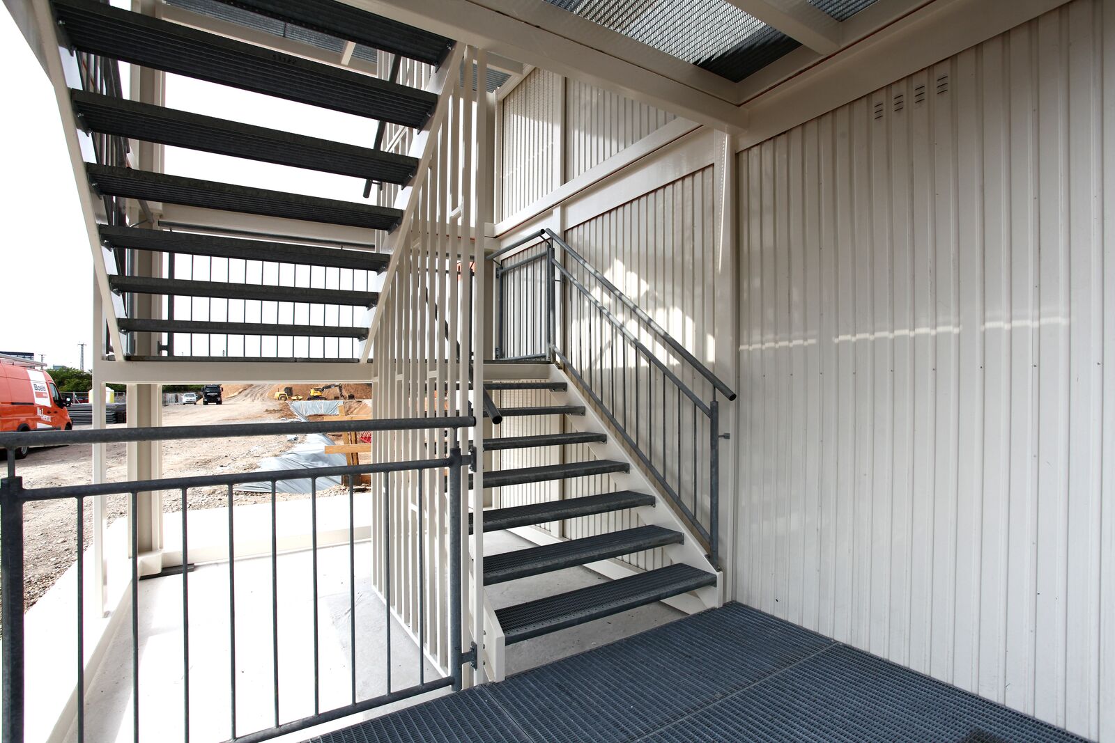 Modular unit, external staircase